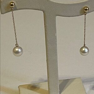 Elegant Gold Pearl Drop Earrings